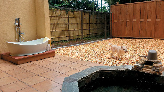 全室露天風呂付 英国調ホテル 別邸 石の家