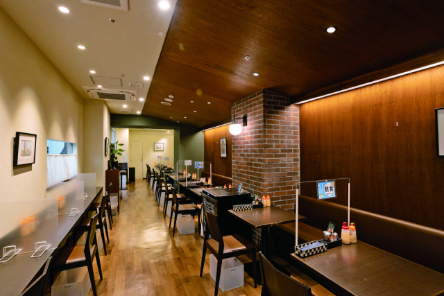 5日かけ作るデミグラスソースは味わい深く老舗の貫禄「グリル一平 元町東店」