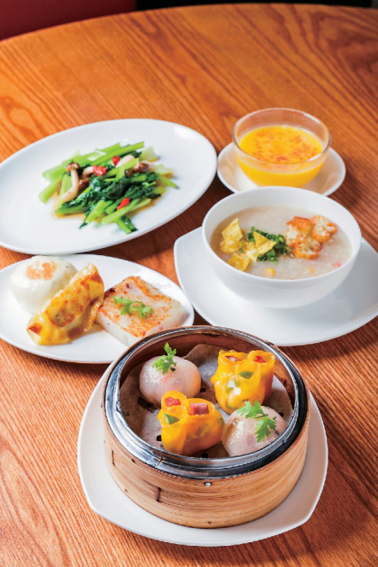 飲茶ワゴンから選べる本場香港スタイルの点心「施家菜 點心坊」