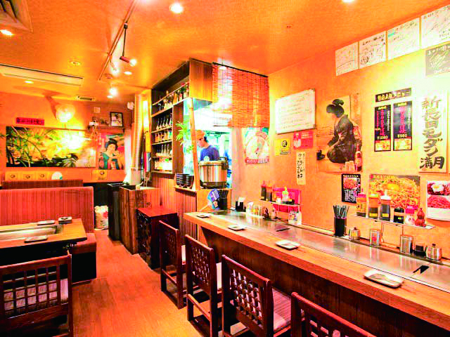 特注麺と地ソースで作る王道そばめし「長田タンク筋」