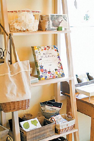 本格派そば粉ガレットでほっとひと息「HAPPAYA」