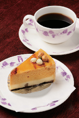 5.アンティークカフェ&多国籍グルメで異国気分♪