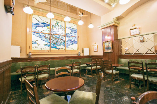 【山下公園・関内・馬車道】おすすめアンティークカフェ⑤ 文明堂茶館 ル・カフェ