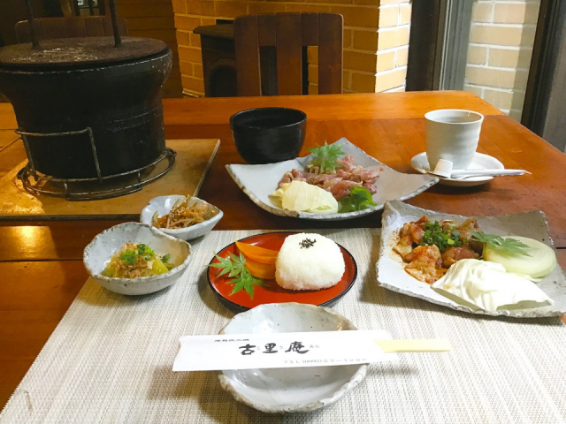 【霧島×グルメ&カフェ】地鶏炭火焼 古里庵 霧島店