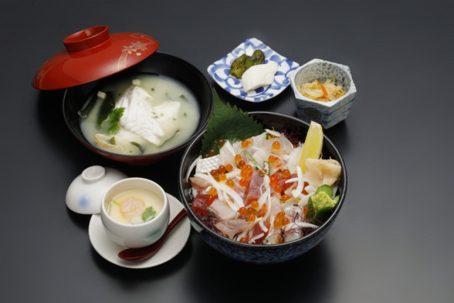 【延岡&日向のご当地グルメ】いけすレストラン 大漁丸