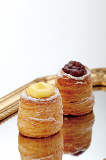 三宮駅の地下に広がる名店街「さんちか」