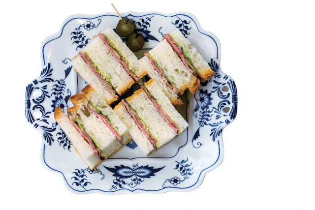 食材の旨みがギュッ!70年以上神戸っ子に愛される店 トアロード デリカテッセン