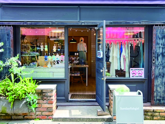 自由な発想を生かしたユニークなデザインにキュン「SundayFishGirl」