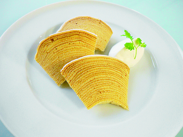 【神戸 ケーキを買うならおすすめの店18選】ユーハイム 神戸元町本店