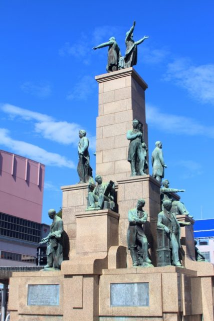 【鹿児島市内観光おすすめスポット】JR鹿児島中央駅