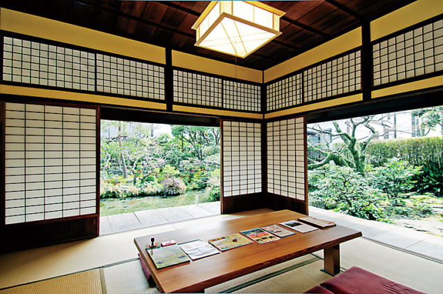 【島原×観光⑤】清らかな水に心癒される休憩スポット「湧水庭園「四明荘」」