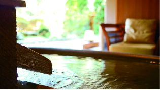 【箱根×リーズナブルな宿】自家源泉の湯が満ちる女子旅で人気の湯宿「ホテル南風荘」