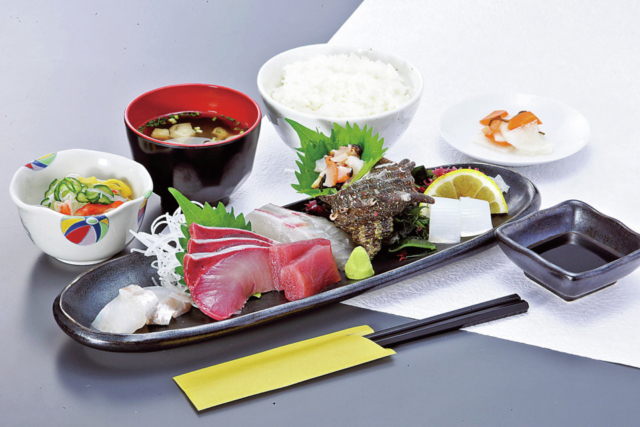 【平戸グルメ×海鮮】平戸のうまい魚が集まる「平戸瀬戸市場」