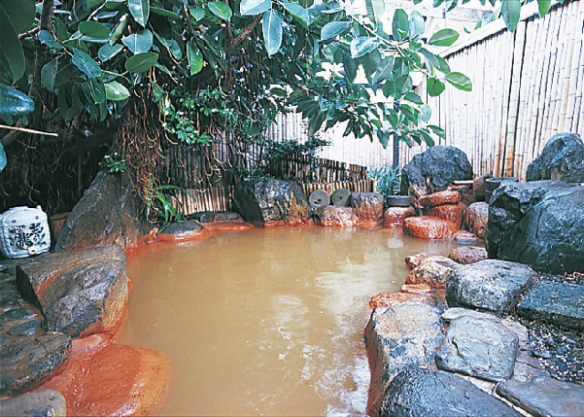 【長崎・壱岐×観光⑧】子宝の湯と海の幸が好評「平山旅館」