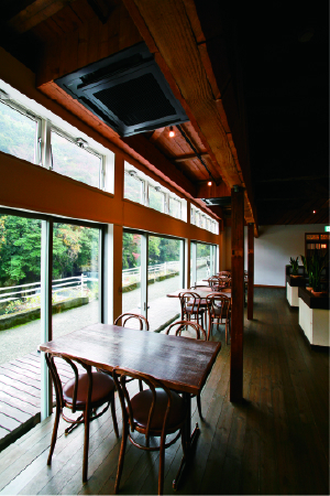 【箱根ランチ×豆腐料理&和食】湯葉とだしと卵が見事に融合した箱根湯本随一の人気「湯葉丼 直吉」