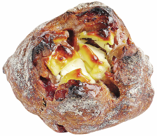 午前中がオススメ! 売り切れ必至の人気店「パンやきどころRIKI」