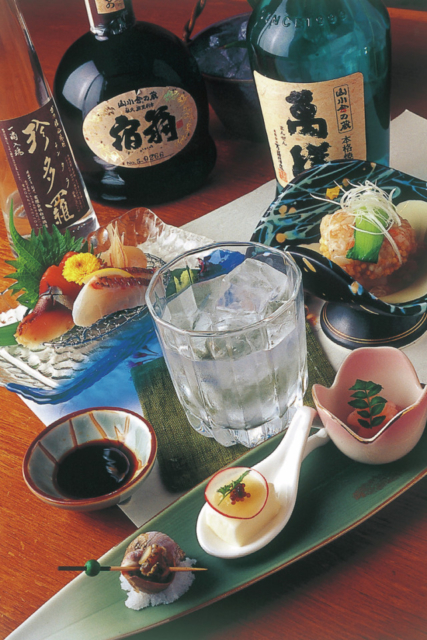 【鹿児島グルメと芋焼酎×人気店】鹿児島らしい料理を希少銘柄の焼酎で一献「食彩 and 地焼酎 家のじ」