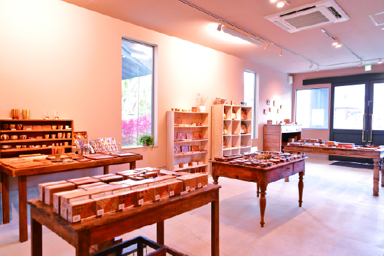 【箱根寄木細工講座】おしゃれ寄木細工ならここ「箱根寄木細工うちはら」