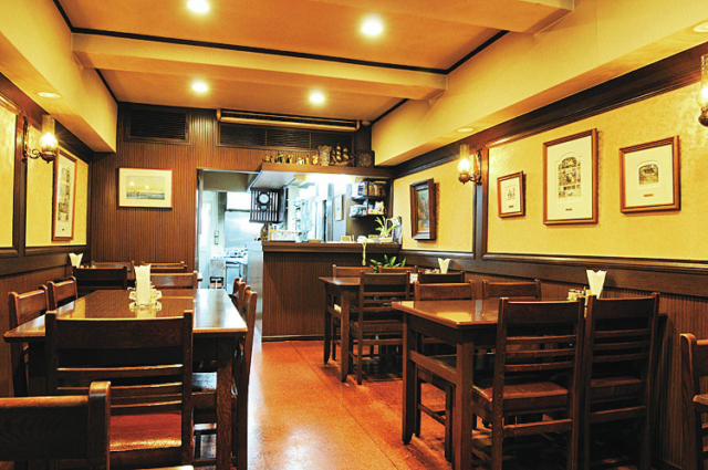 シンプルな旨味を感じる歴史が作った看板メニュー「神戸キチン」