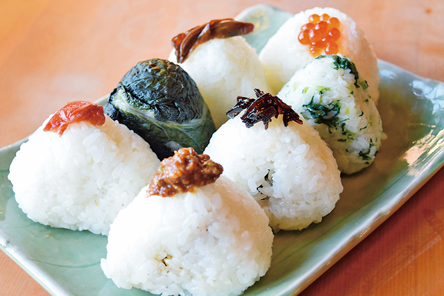 季節の地元食材で『伊勢のごちそう』「野あそび棚」