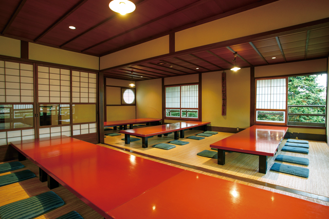 甘辛タレがしみ込んだかつおは酢飯とベストマッチ「すし久」