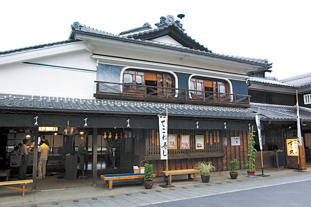 甘辛タレがしみ込んだかつおは酢飯とベストマッチ「すし久」