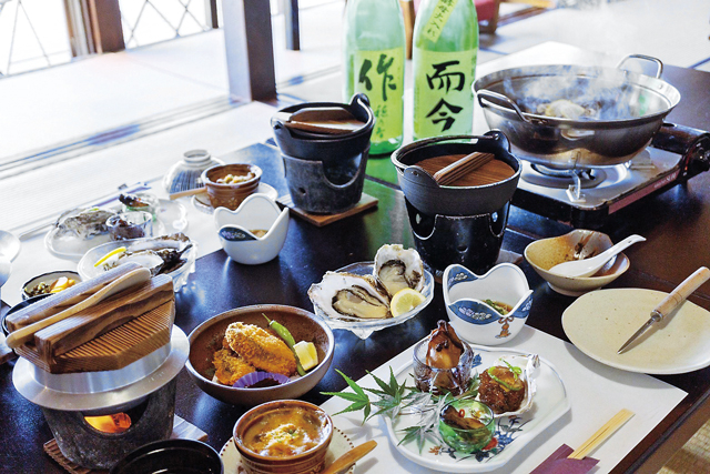 <鳥羽でカキを食べる!>かき小屋 さとや