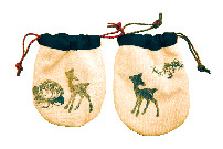 【伊勢市駅周辺・河崎×観光】ハンドメイドの小物が並ぶ「月の魚」