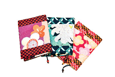 【伊勢市駅周辺・河崎×観光】ハンドメイドの小物が並ぶ「月の魚」