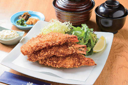 【鳥羽の観光・買物・ランチスポット】サクサク&プリプリのエビフライ!「漣 鳥羽店」