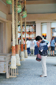 【伊勢・二見興玉神社×良縁祈願】5. 本殿へお参り