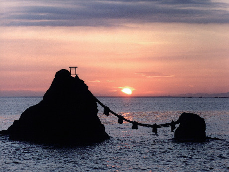 【二見興玉神社】夫婦岩のご来光