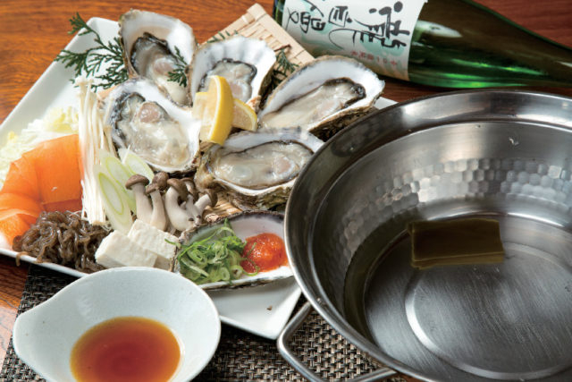 <鳥羽でカキを食べる!>かき小屋 さとや