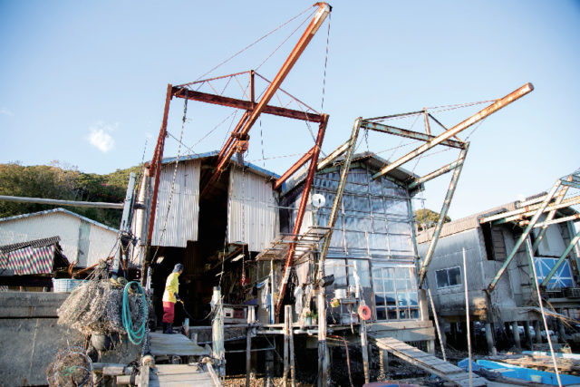 <鳥羽でカキを食べる!>マルナカ水産 マルマ本店