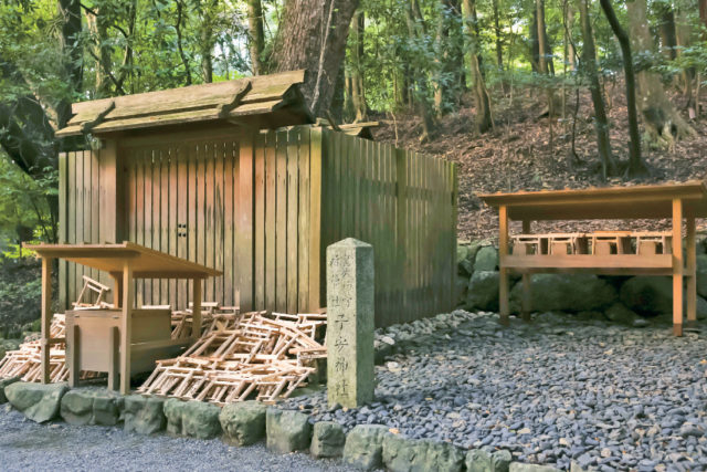神路山の山裾に鎮まる子安神社 【祭神】木華開耶姫命