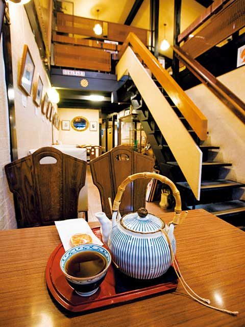 名曲珈琲ひまわり