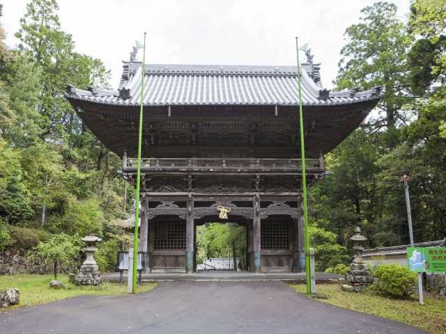 【鳥羽の観光・買物・ランチスポット】漁師や海女などの参詣で賑わう「青峯山正福寺」