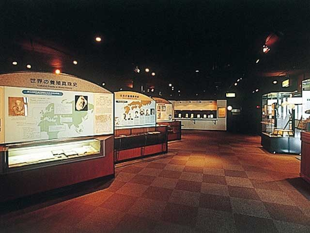 お楽しみ① 真珠博物館でパールを知る