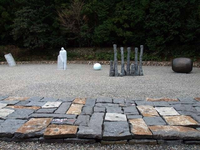 伊勢現代美術館