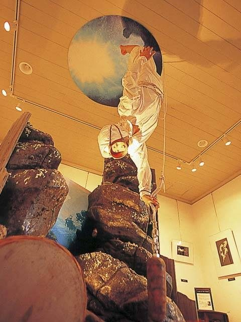 神社駐車場の隣には… 相差海女文化資料館