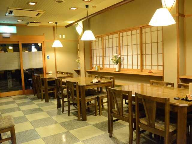 歴史ある老舗でお得な定食「日本料理 快楽亭」