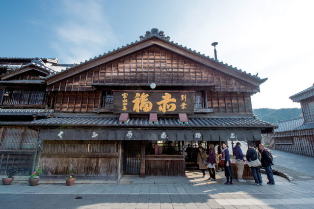 【伊勢神宮の外宮参道&内宮参道】内宮参道:おかげ横丁 ②レトロな町並みが楽しめる