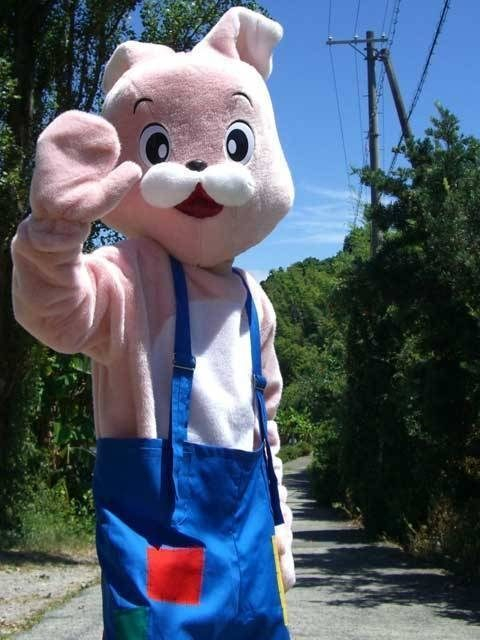 【淡路島×ファミリー向けの宿】子どもの誕生日をウサギとお祝い「キッズペンション フルーツジュース」