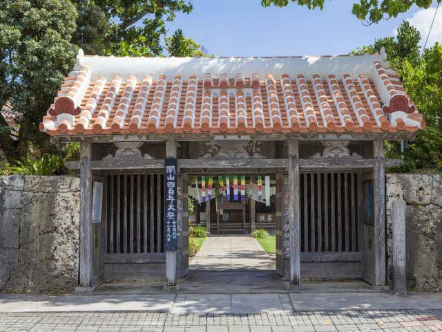 桃林寺・権現堂【石垣タウン】