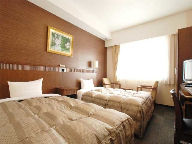 ルートイングランティア石垣