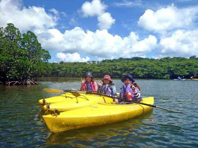 いざ出発!ジャングル探検ツアー