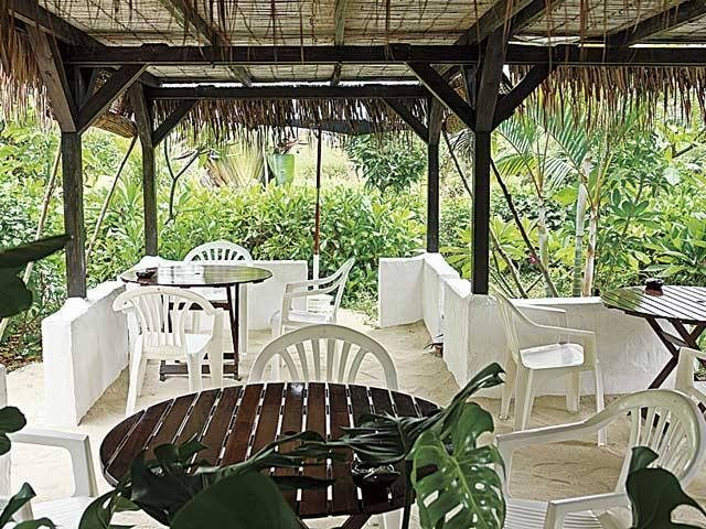 来間島のなごみ系オープンカフェ「Pani Pani」