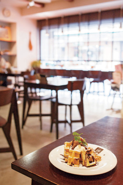 〈弘前のおすすめカフェ〉Cafe JEEBA