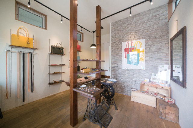 【弘前おすすめの雑貨土産4】亀屋革具店