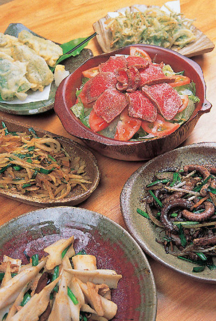 【石垣島で晩ごはんを食べるならココ】島料理居酒屋あだん亭